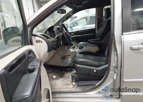 2017 Dodge Grand Caravan Sxt z USA, uszkodzony, nr VIN 2C4RDGCG1HR554176